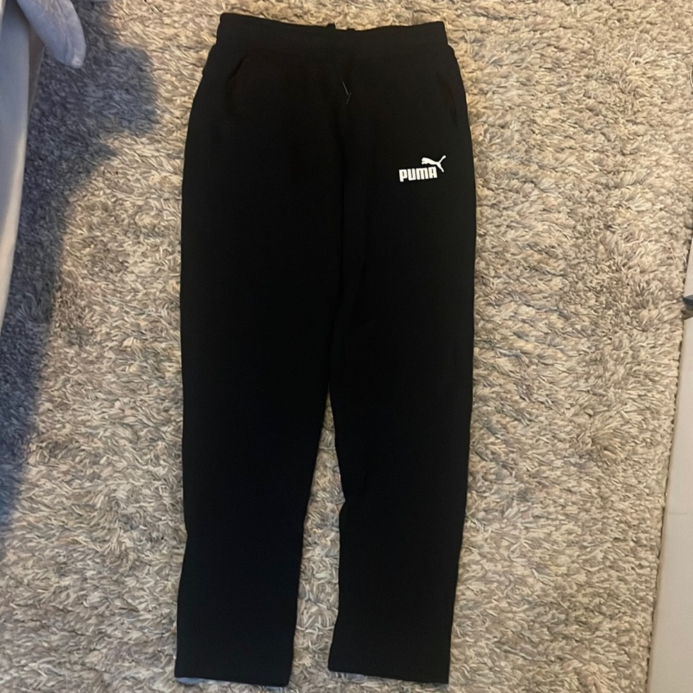 Black puma jogging pants
